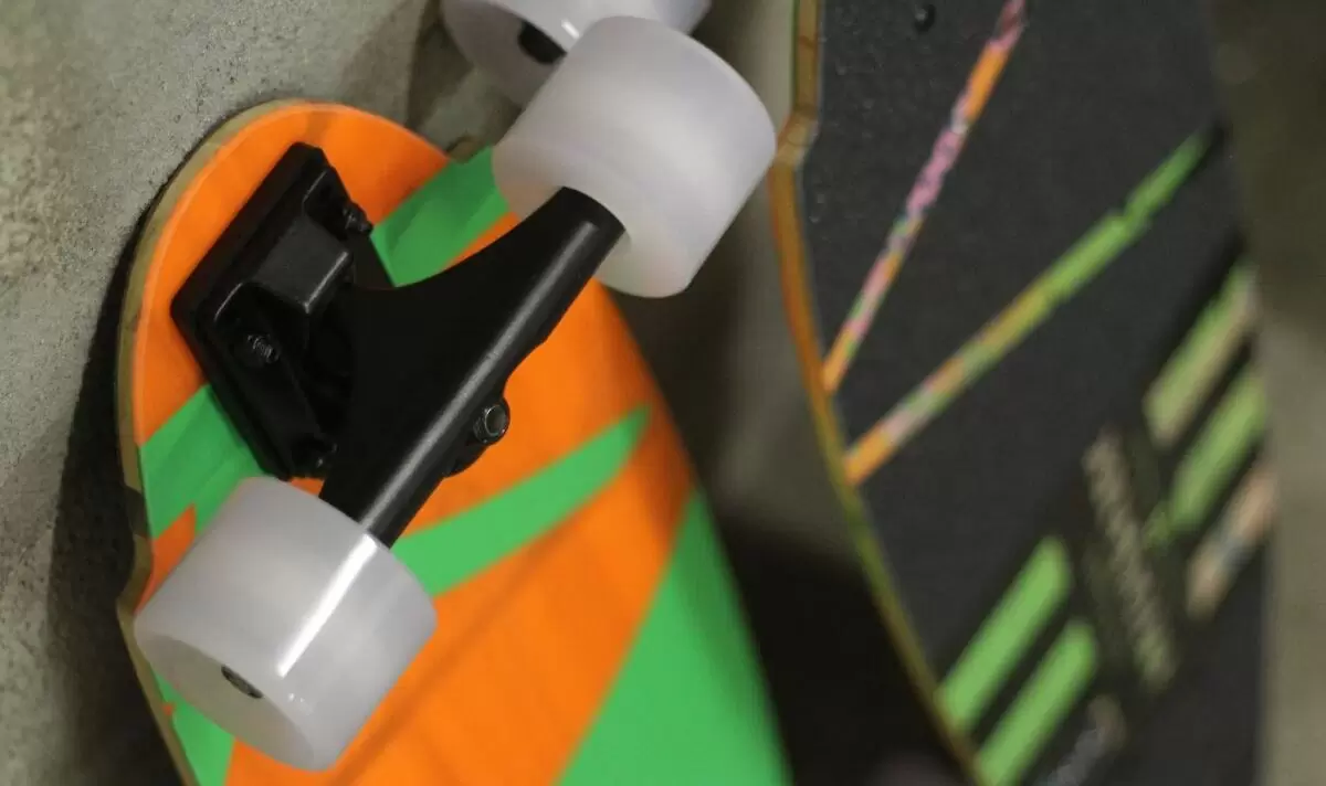 [ FOCUS PRODUITS ] Du snowboard au skateboard : le surcyclage de la glisse
